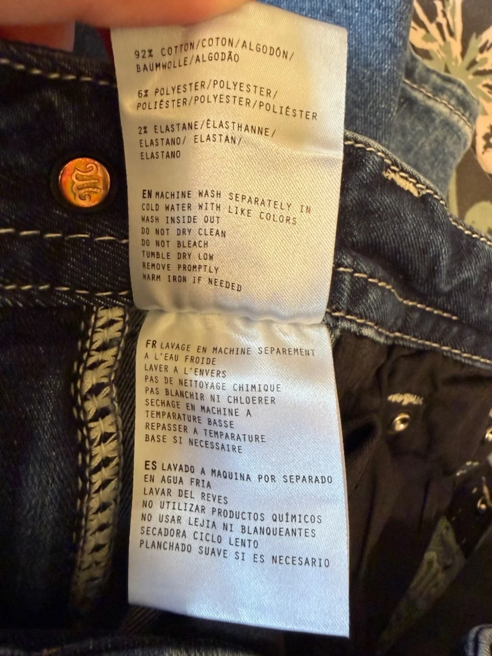 Miss Me Women's Blue Denim Bermuda Rhinestone Shorts 26 Mid Rise Medium Wash EUC